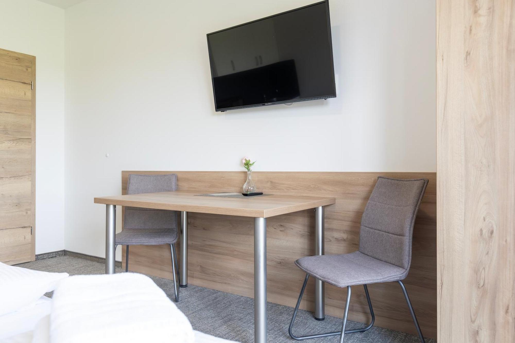 Sport Hotel Becva Valašské Meziříčí Buitenkant foto